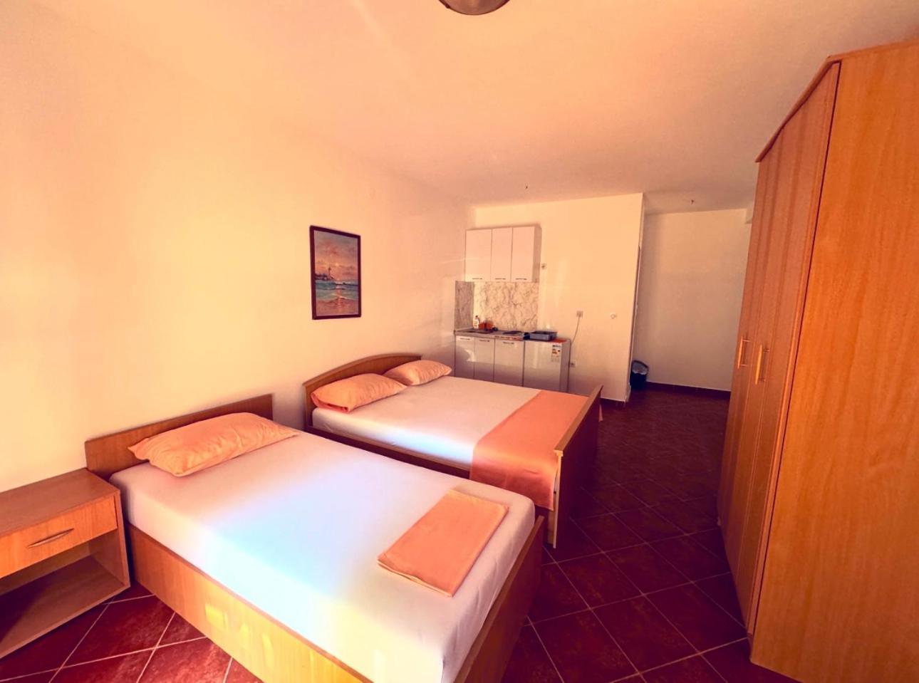 Guesthouse Mb Knezevic Budva Exterior foto