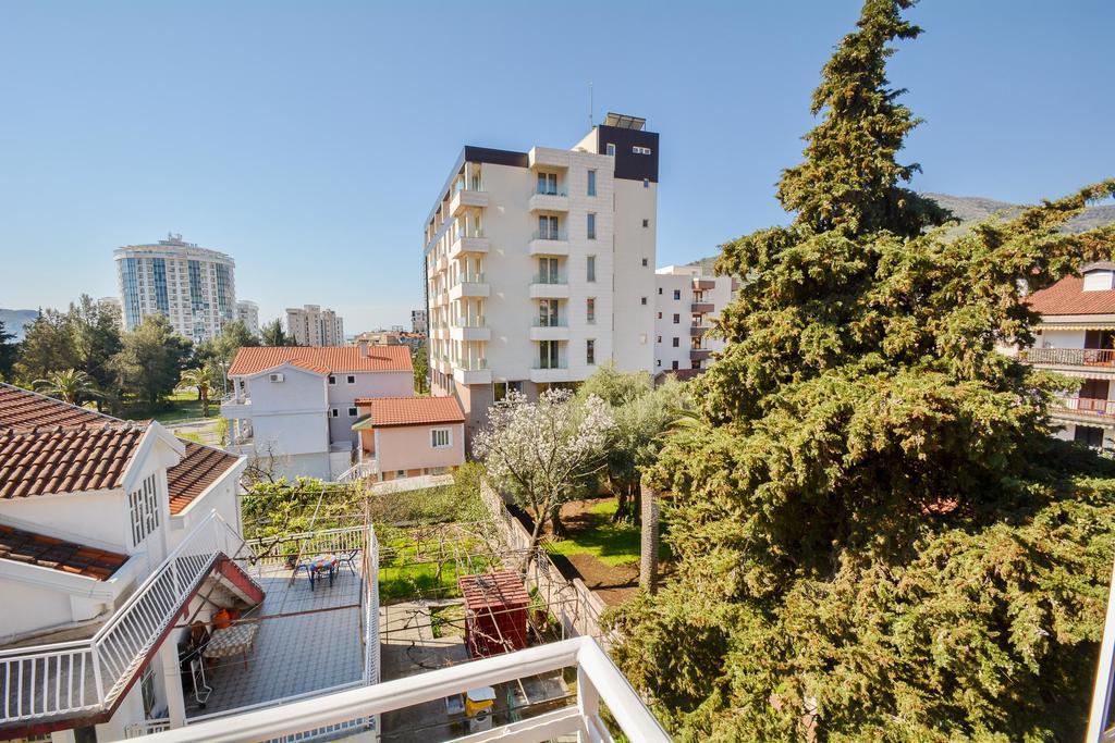 Guesthouse Mb Knezevic Budva Exterior foto